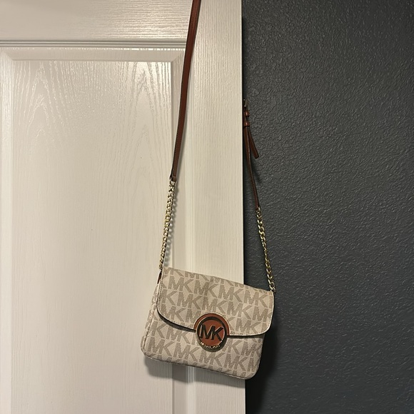 Michael Kors - Picture 5 of 5